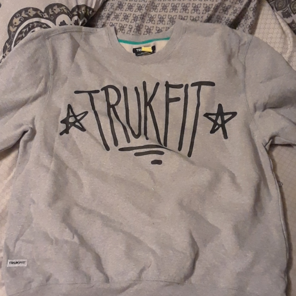 Trukfit sweater